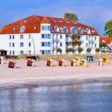 Strandhotel Nr 14 Meerblick 4* 宁多夫